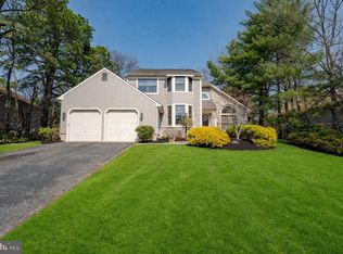 115 Forrest Hills Dr, Voorhees, NJ 08043