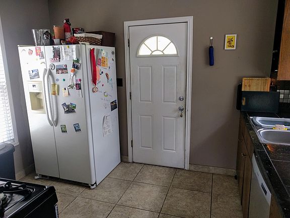 5th image of 465 Eleanor Ave