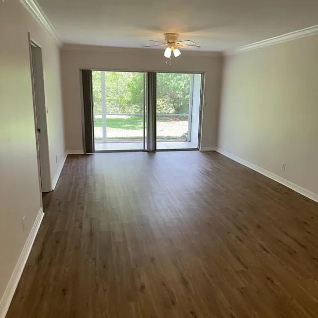 2 bed, 2.0 bath, 1032 sqft, $1,850 — Photo 2