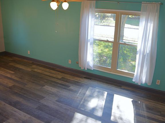 5th image of 612 Forestwood Dr