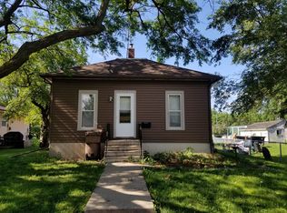 528 Pleasant St, Rockwell City, IA 50579