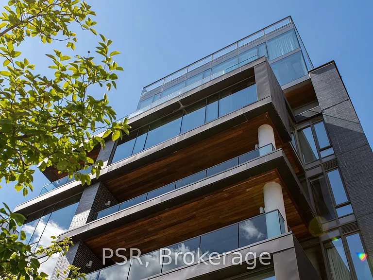 500 Wellington St W #Penthouse 1001 — Photo 24
