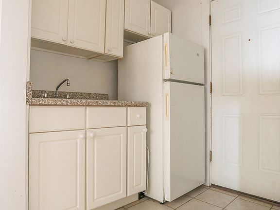 5th image of 4526.5 N Damen Ave #2B