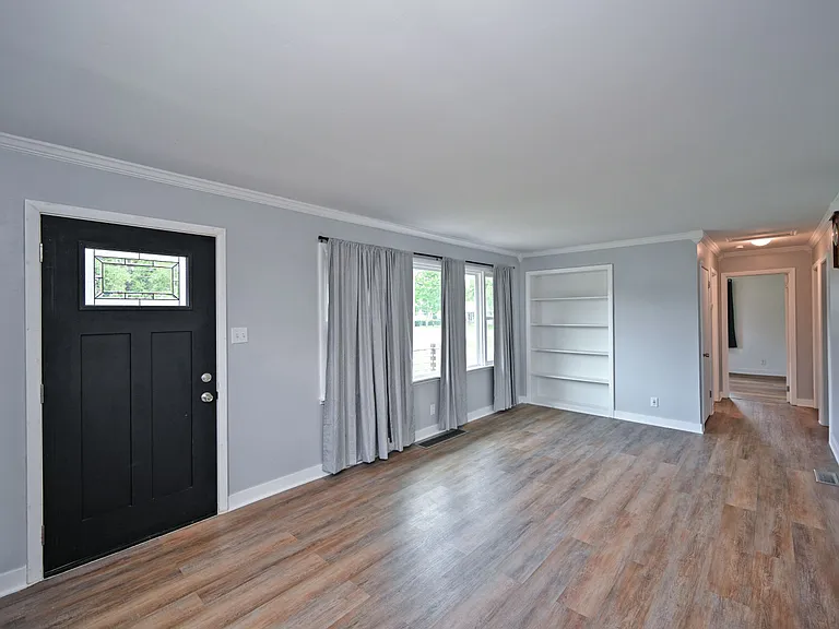 409 Glenn St — Photo 18
