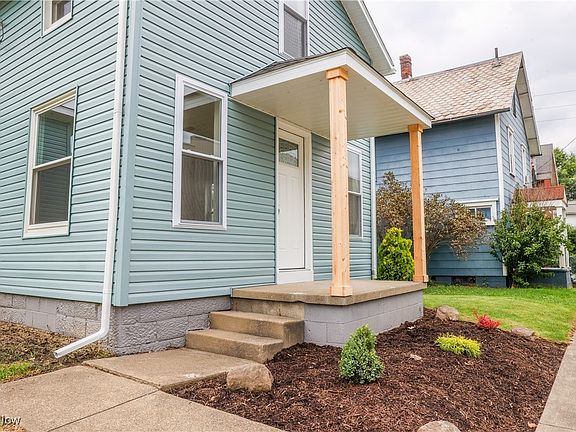 4th image of 313 S Walnut St