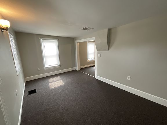 2nd image of 138 E South St