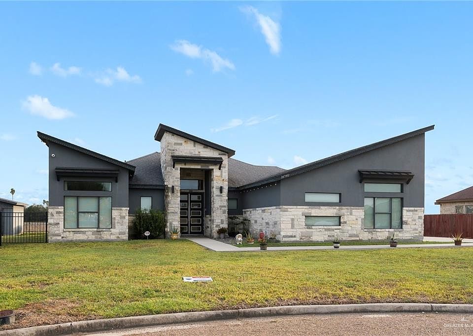 1st image of 14740 Brownstone Cir S
