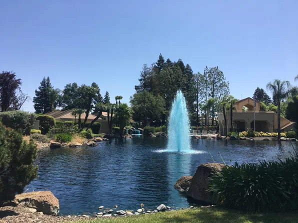 1040 Copper Park Ln, Modesto, CA 95355