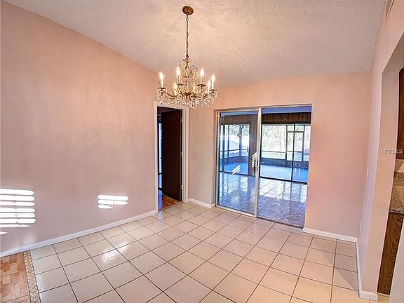 5th image of 853 E Fairbairn Dr