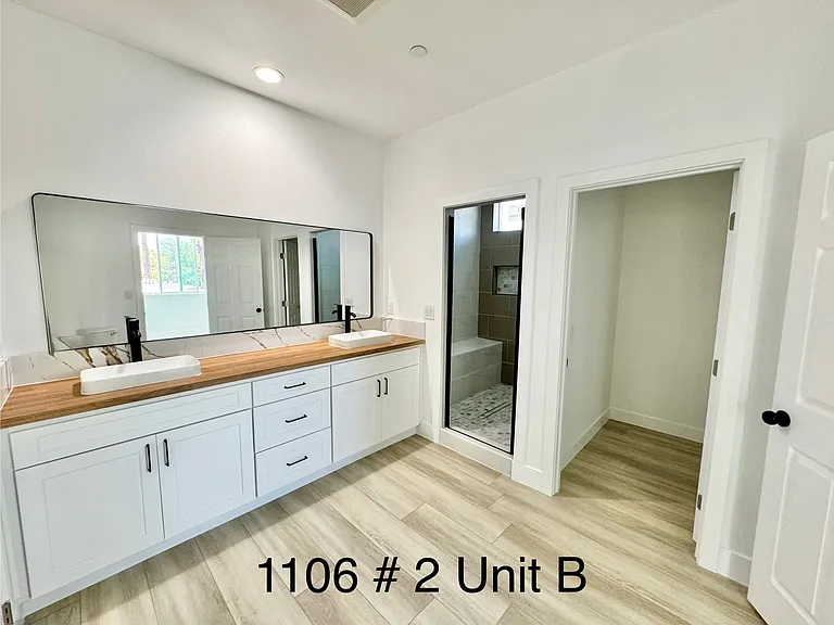 Bathroom and Walk in closet