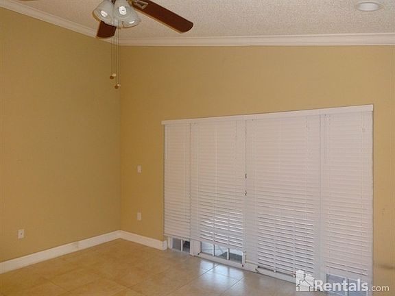 4th image of 17484 Sw 29 Lane