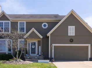 21209 W 98th St, Lenexa, KS 66220