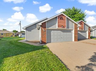 657 Georgetown Rd, Salina, KS 67401