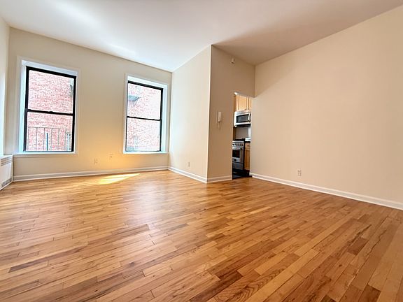 4th image of 48 W 73rd St APT 4b