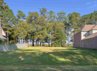 5808 Creekside Ln, Saint Francisville, LA 70775