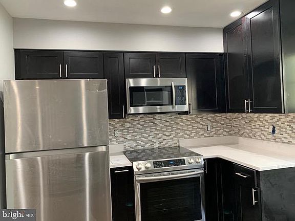 3rd image of 10203 Scarborough Commons Ct