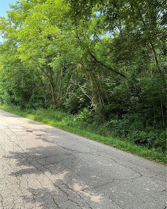 2nd image of Fairlawn Ave SE