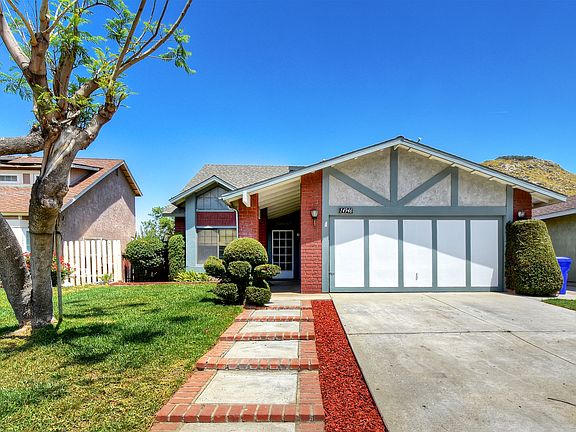 2nd image of 14946 Woodcrest Dr