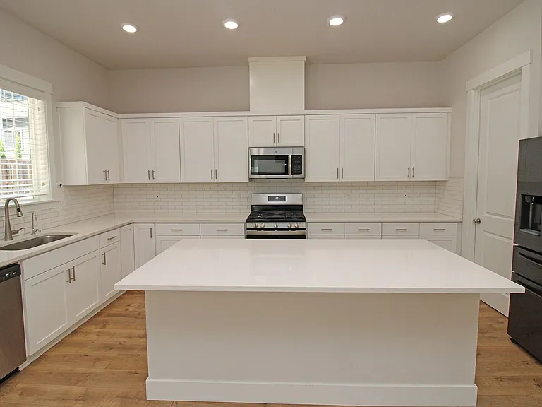 16576 SW Sunshine Coast St — Photo 9