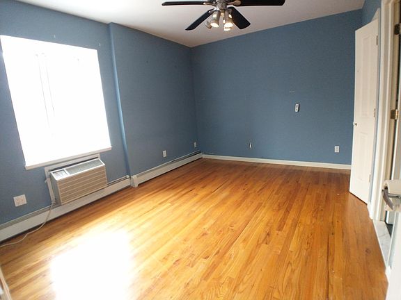 3rd image of 7902 15th Ave #21