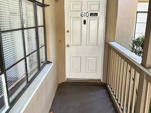 2nd image of 600-640 Jefferson St #610