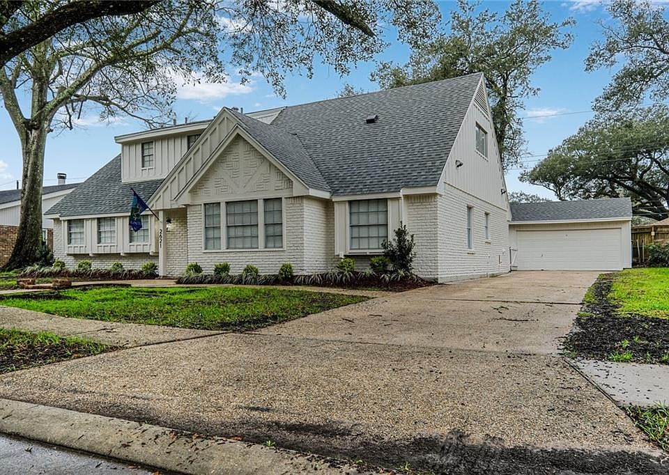 1st image of 2621 Ramsey Dr