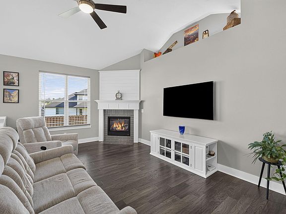 5th image of 1665 E Pea Ridge Drive