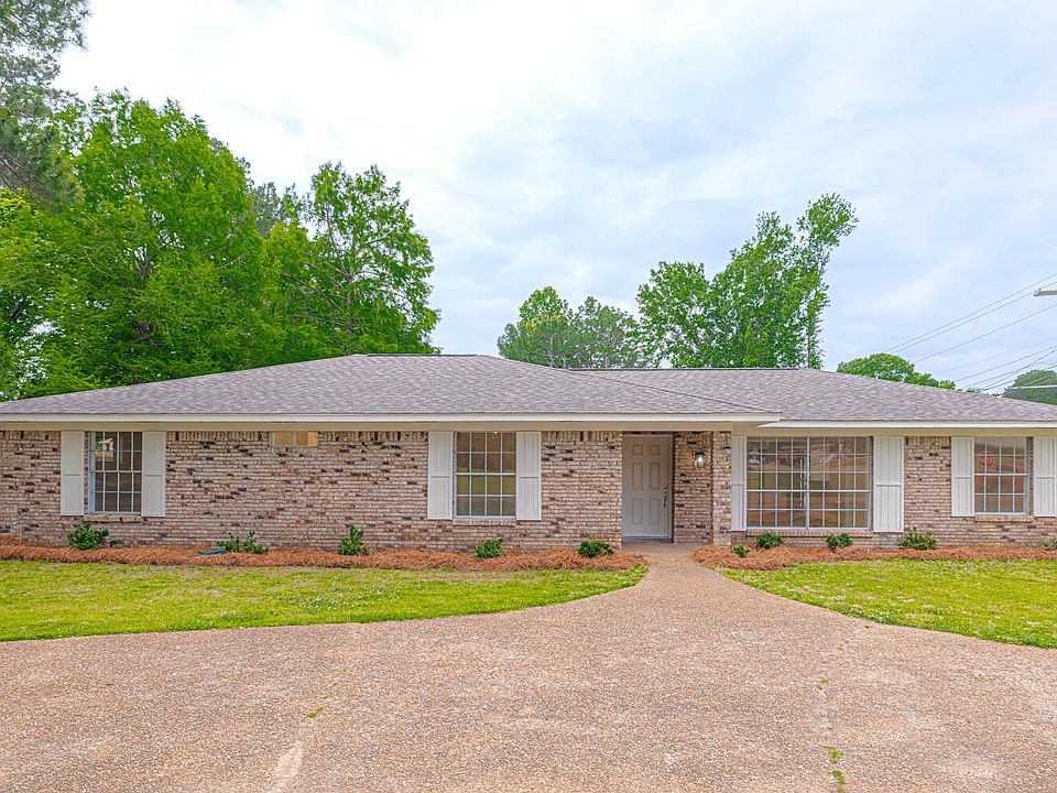 1st image of 1206 Sunset Dr