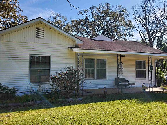 2nd image of 435 Magasco Dr