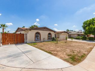4601 W Golden Ln, Glendale, AZ 85302