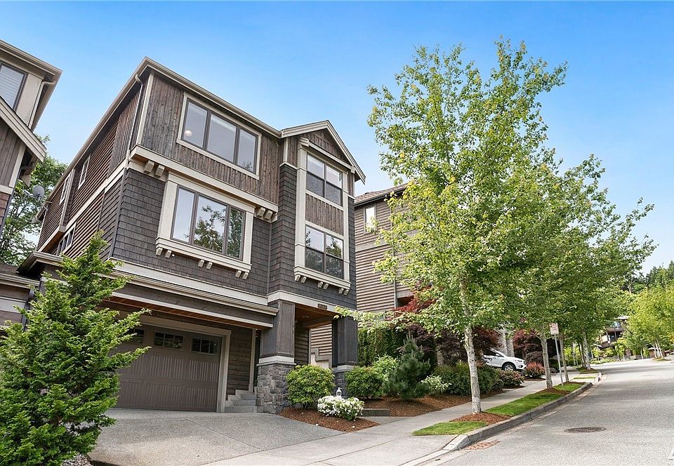 1st image of 2465 NW Stoney Creek Dr