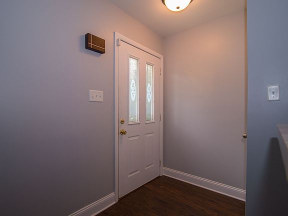 5th image of 4426 Staughton Dr
