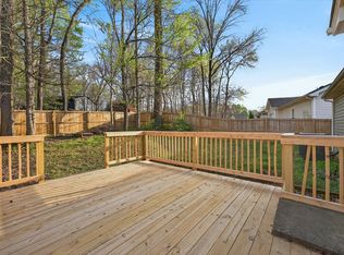631 Hidden Valley Dr, Clarksville, TN 37040