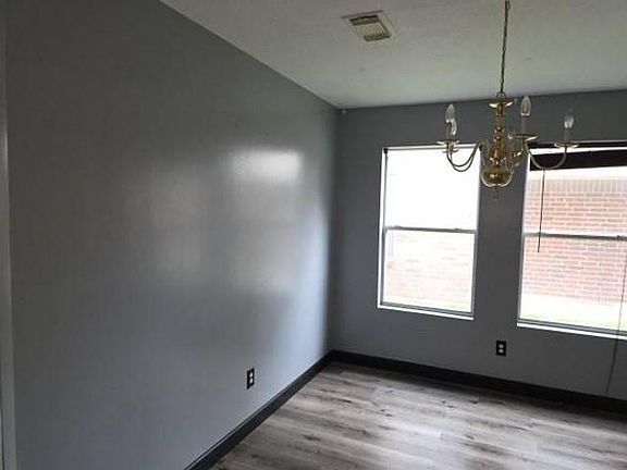 5th image of 7222 Foxvista Ln
