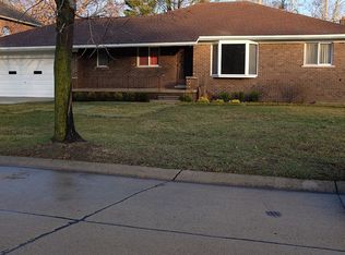 39142 Wanda Ave, Sterling Heights, MI 48313