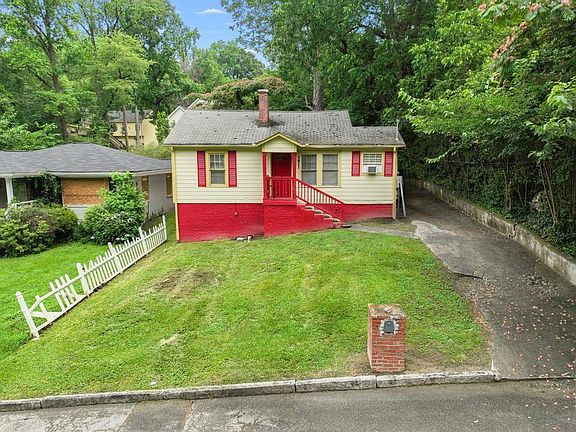 2nd image of 1411 Lavender Dr NW