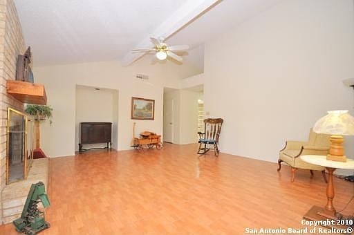 3rd image of 8618 Timberwilde St