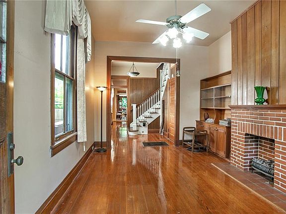 4th image of 2712-14 Bell Ave