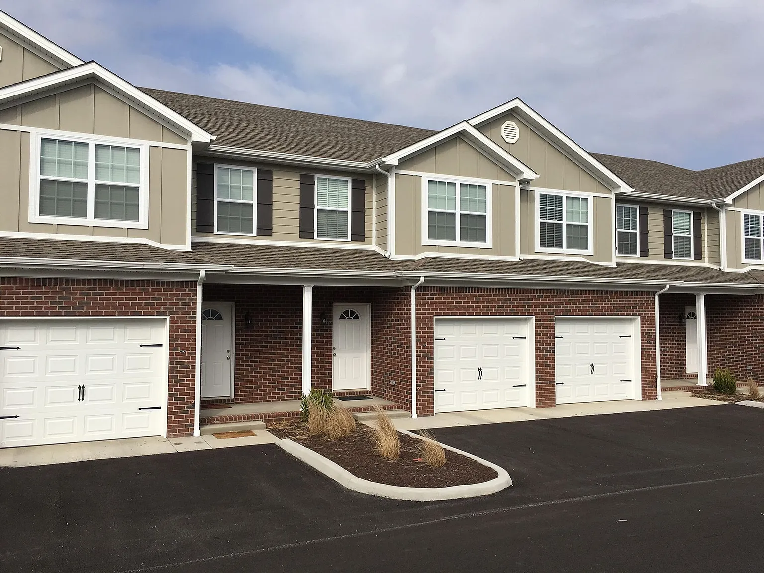 Audley Court Townhomes — Photo 1