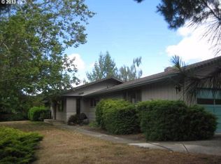 4245 Shoestring Rd, Riddle, OR 97469