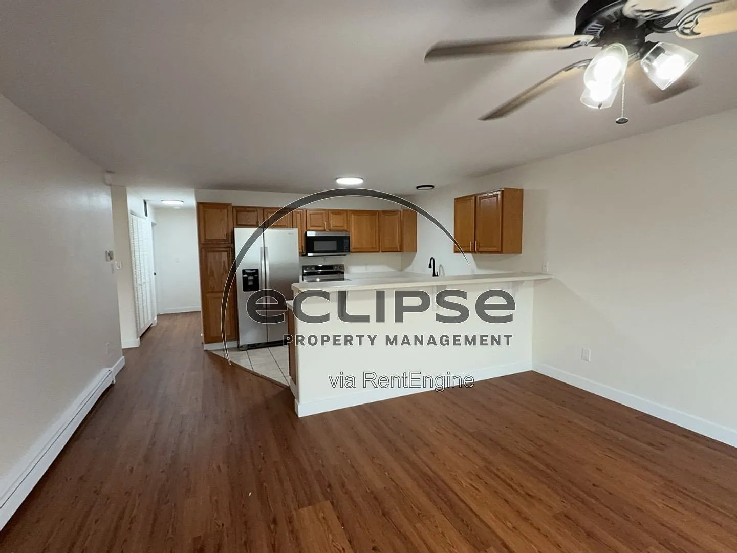 3 bed, 2.0 bath, 1090 sqft, $1,500 — Photo 2