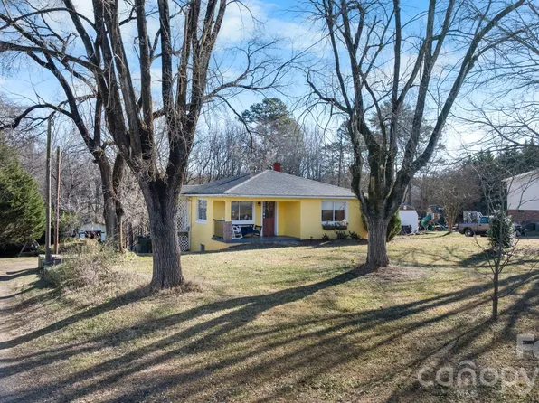 3358 Falling Creek Rd, Hickory, NC 28601