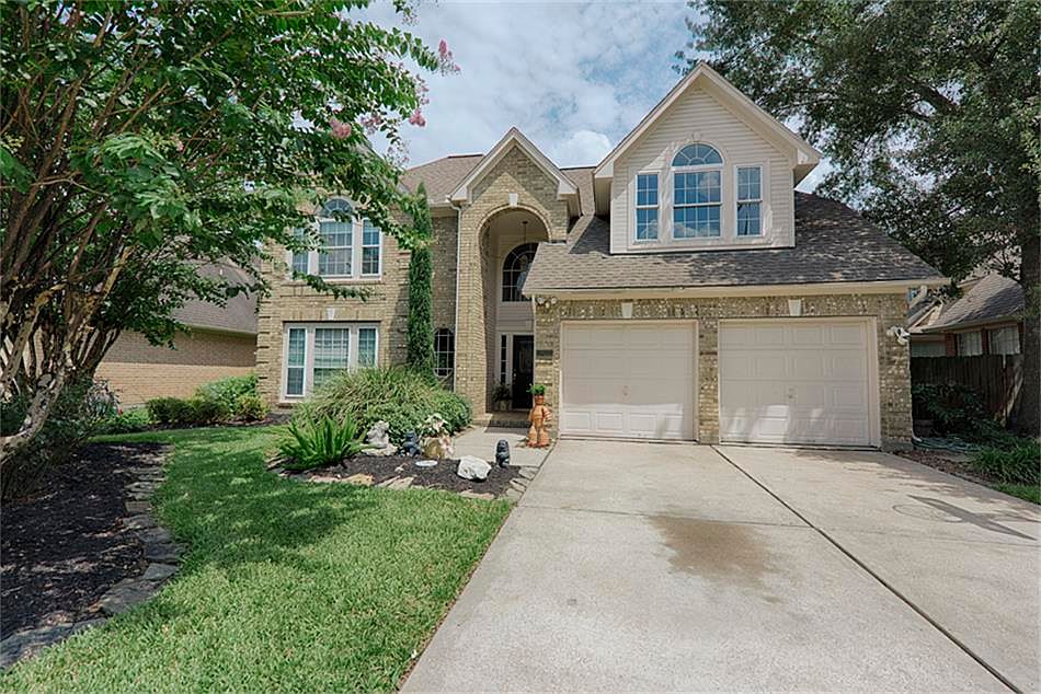 1st image of 17930 Stoney Glade Ct