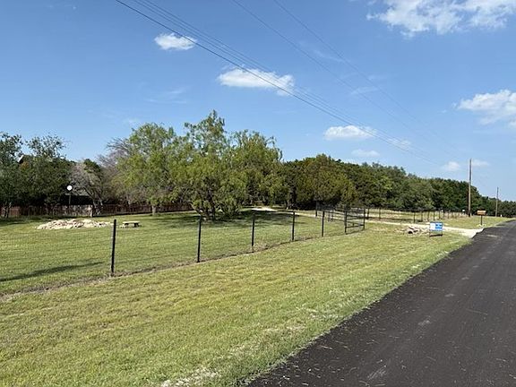 3rd image of 4045 Jimmy Houston Way