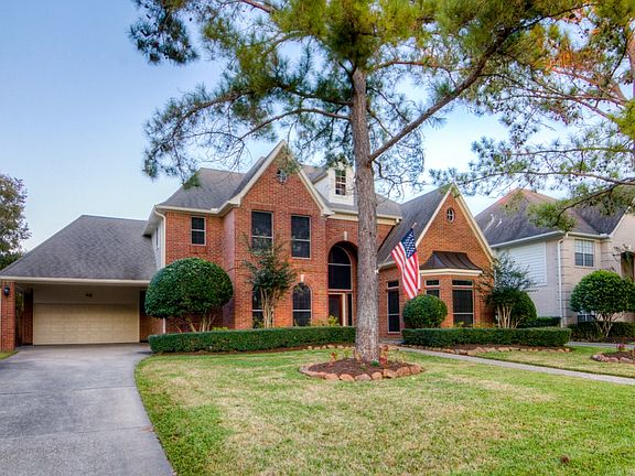 3rd image of 20514 Morning Creek Dr