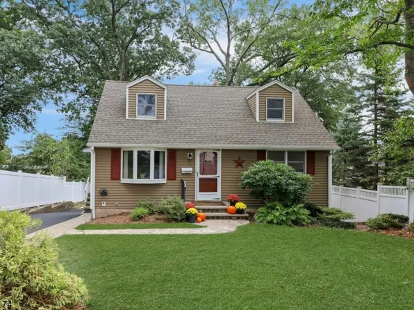 488 Baxter Ave, Wyckoff Twp., NJ 07481