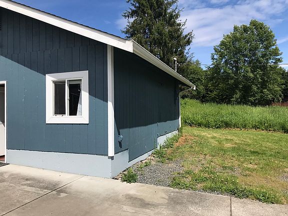 3rd image of 3125 78th Ave SE #B