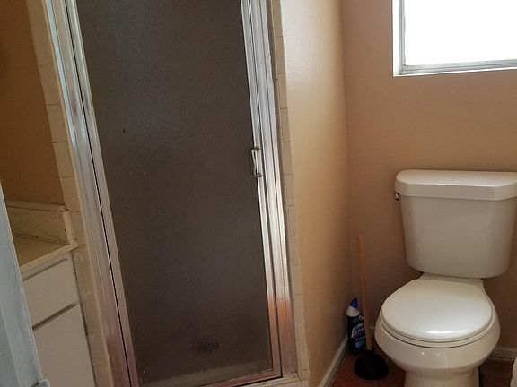 4th image of 5114 Foxcross Dr
