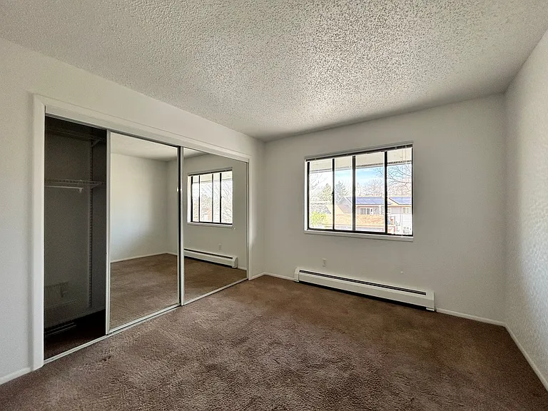 1110 Centaur Cir #E — Photo 13
