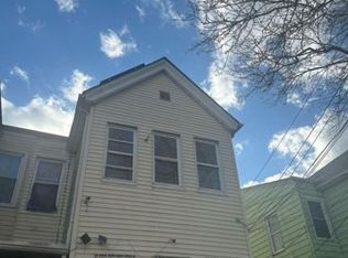 90-62 180th St, Jamaica, NY 11432